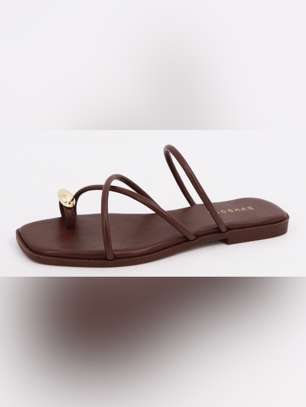 Bamboo HINT-91 Women Crisscross Strap Ring Toe Flat Beach Sandals